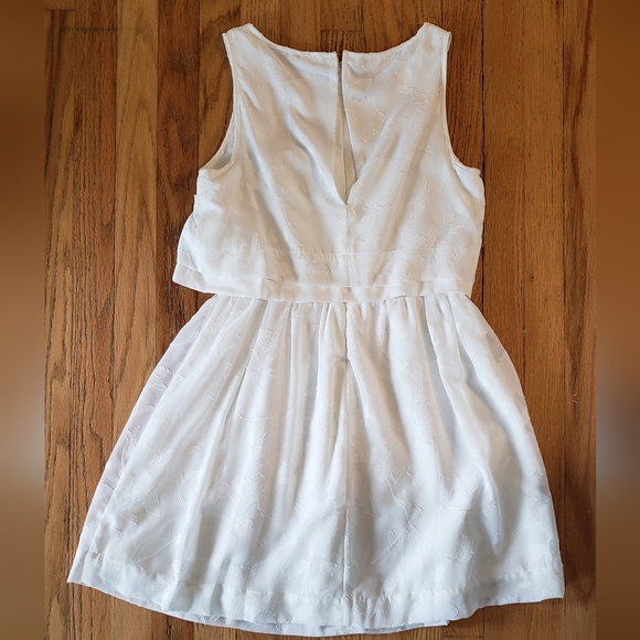 LC Lauren Conrad Disney Cinderella Collection White Embroidered Dress, Size 6 - Picture 13 of 16